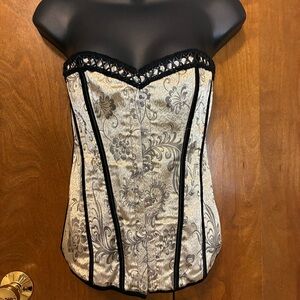 Elegant Black and Green Corset Top